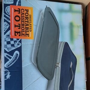 Insulated Portable Casserole Tote - Gray